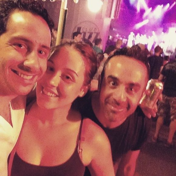 Meet your Posher, Sabrina - Picture 1 of 1